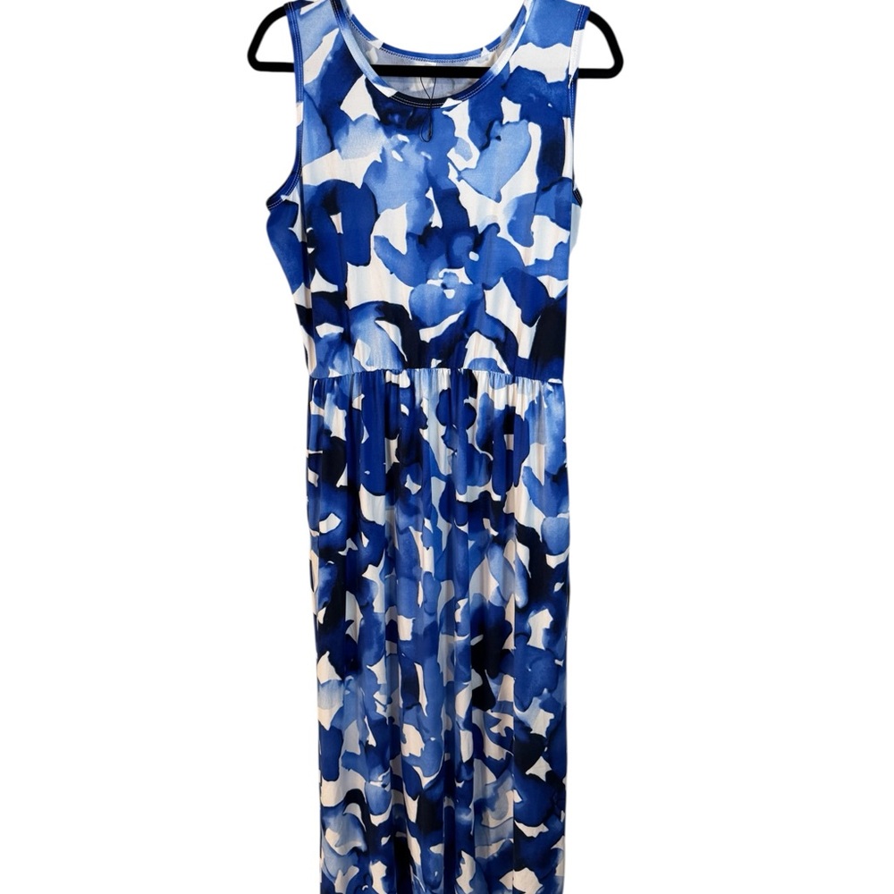 Blue and White Sleeveless Dress